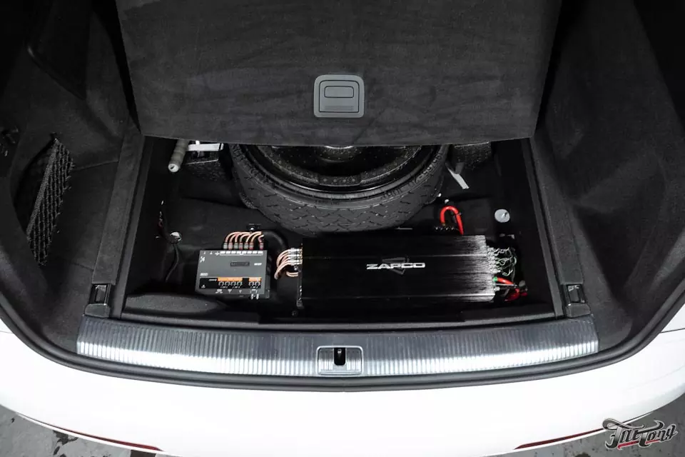 Audi Q7. Постройка акустической системы взамен штатной